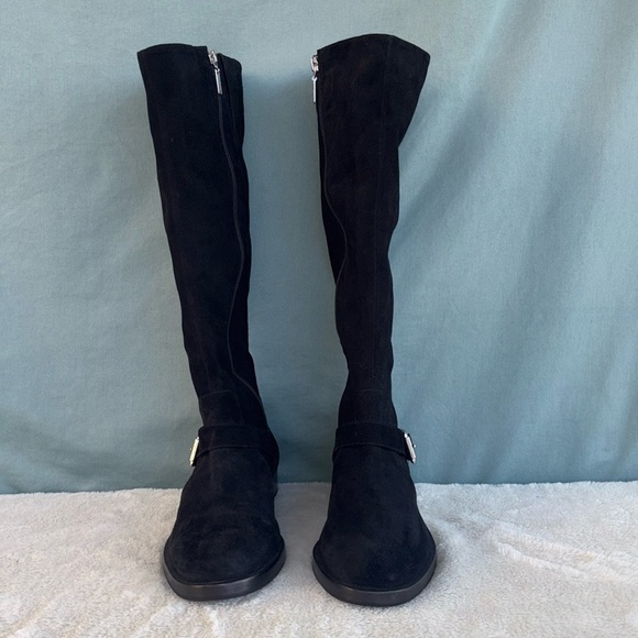 NWOT Schutz Luidi Women Sz 8 Buckled Suede Leather Knee Boot Black Side Zip - Picture 2 of 7
